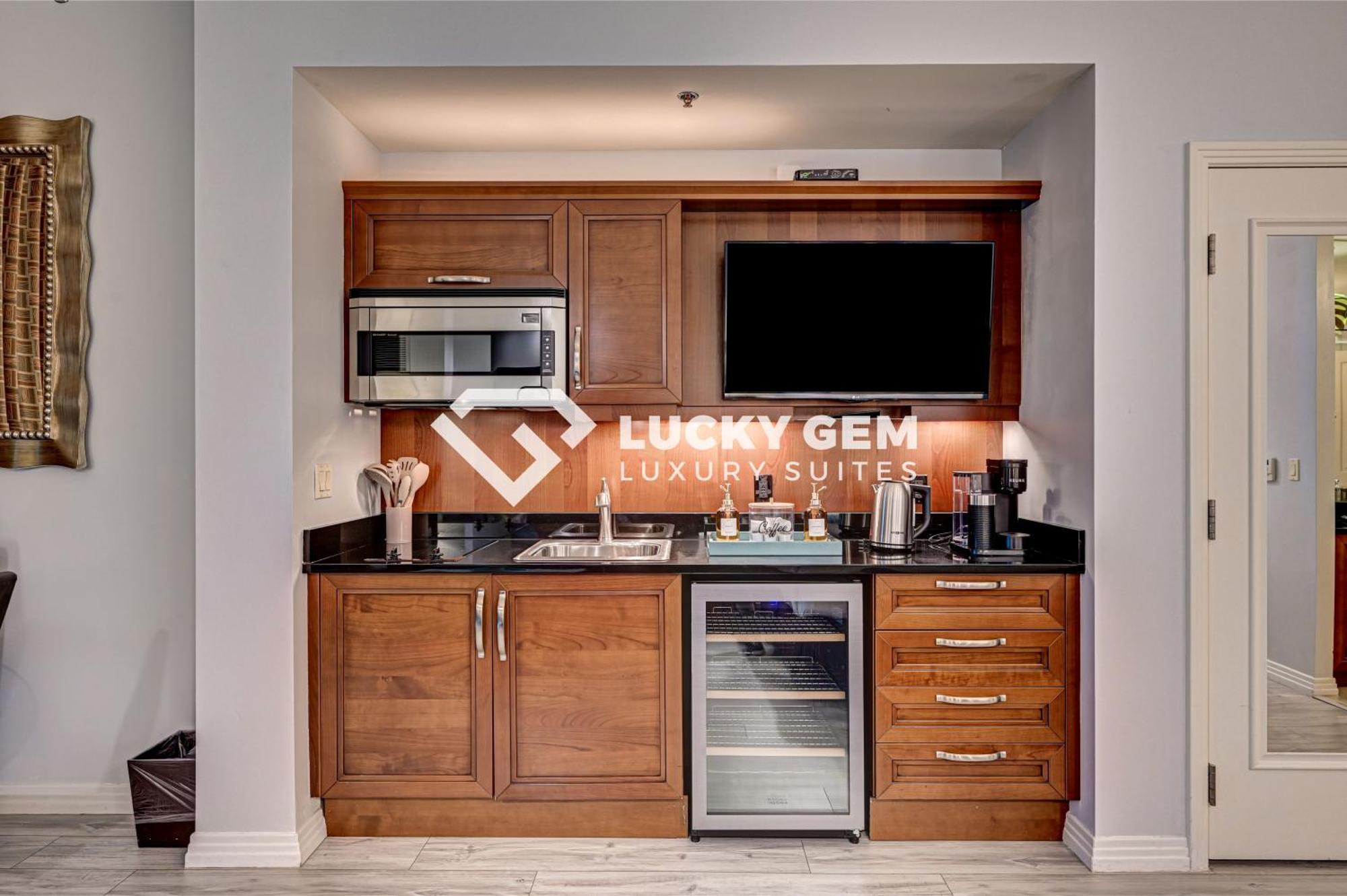 Lucky Gem Penthouse & Luxury Suites At Signature Resort, Balcony Strip View 3505 ลาสเวกัส ภายนอก รูปภาพ